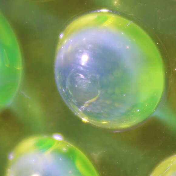 Topaz Opalescent Triangle Vase - Picture 14 of 14